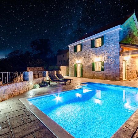 Holiday Home Rustic Kraljici エクステリア 写真