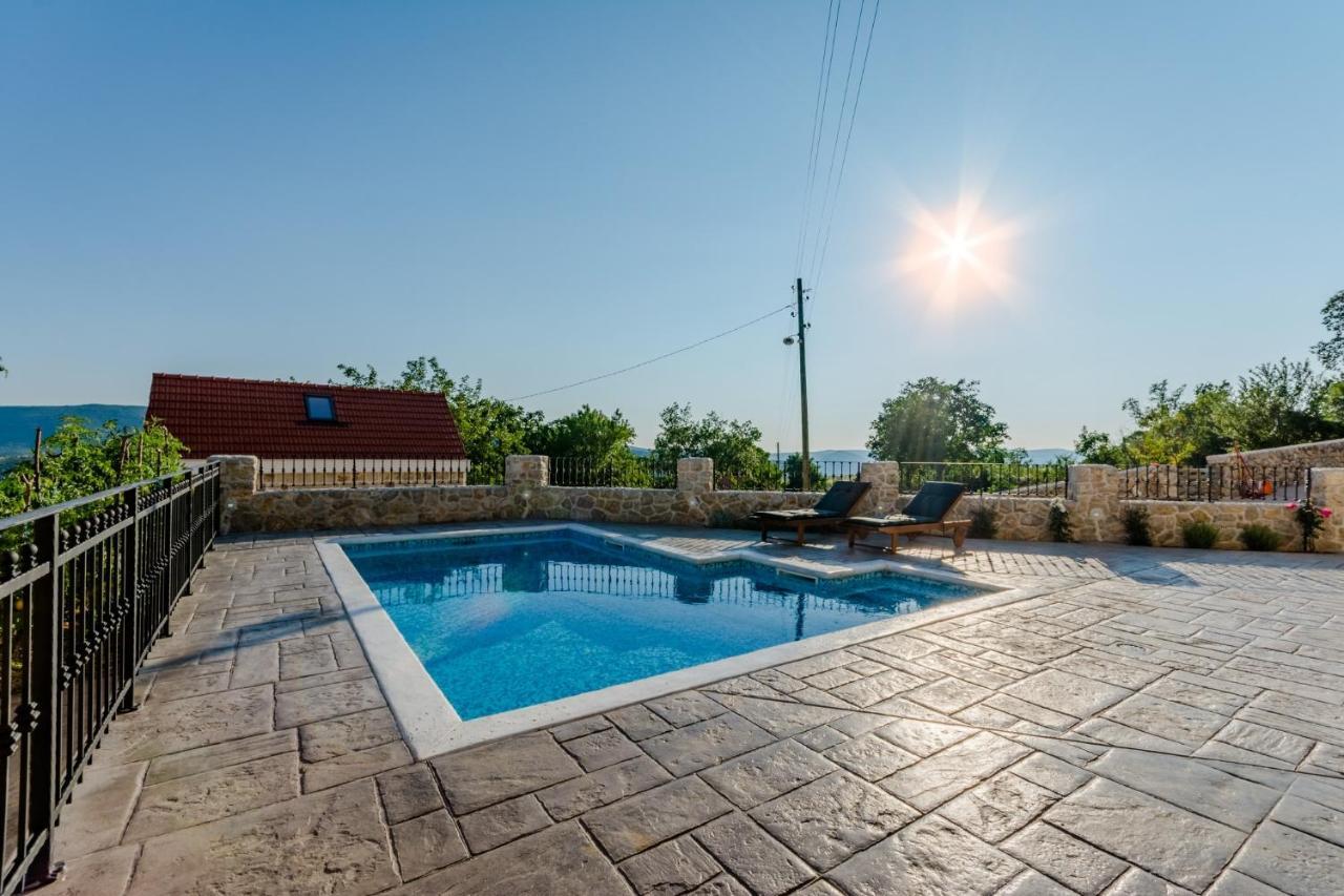 Holiday Home Rustic Kraljici エクステリア 写真