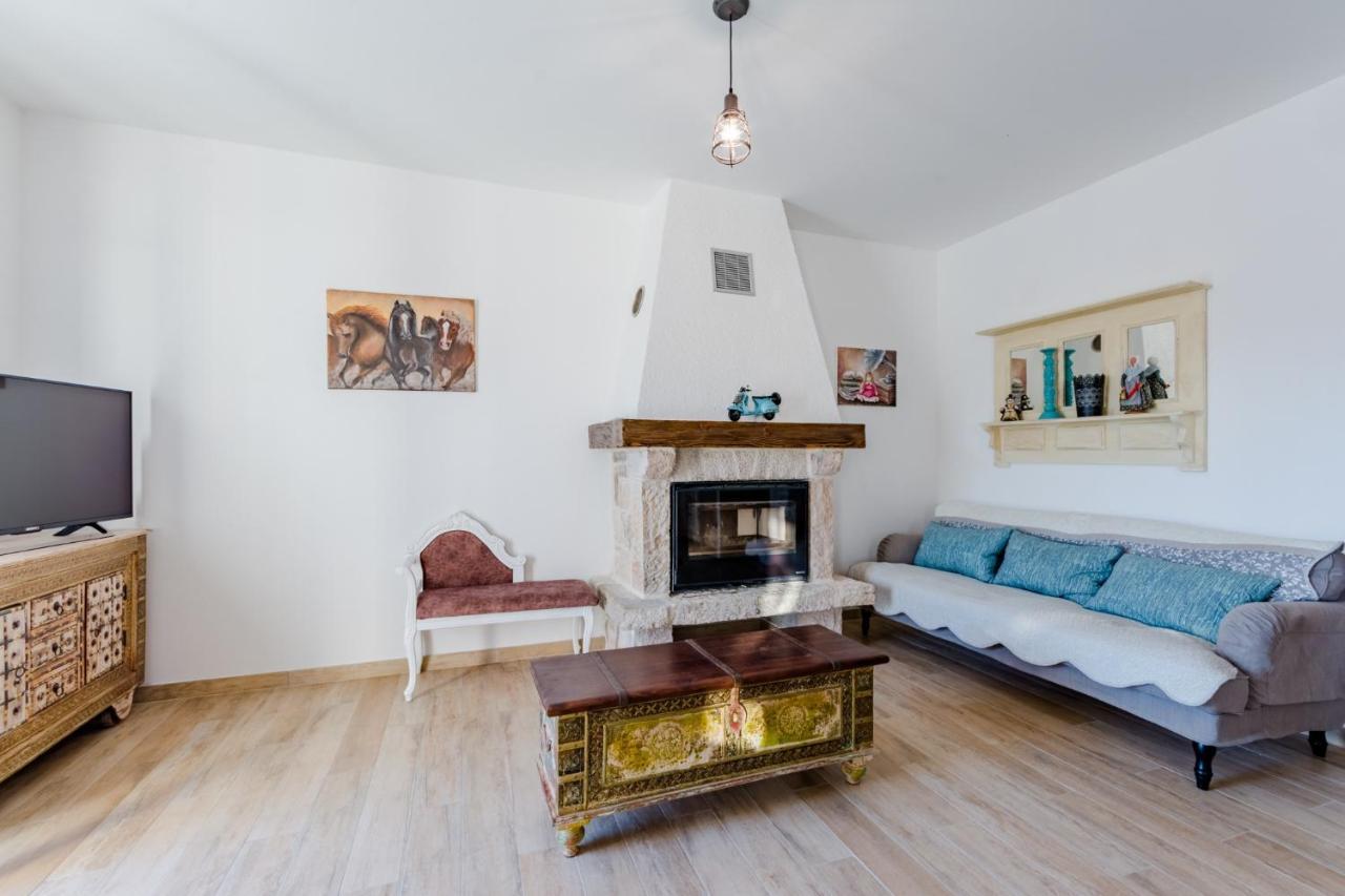 Holiday Home Rustic Kraljici エクステリア 写真