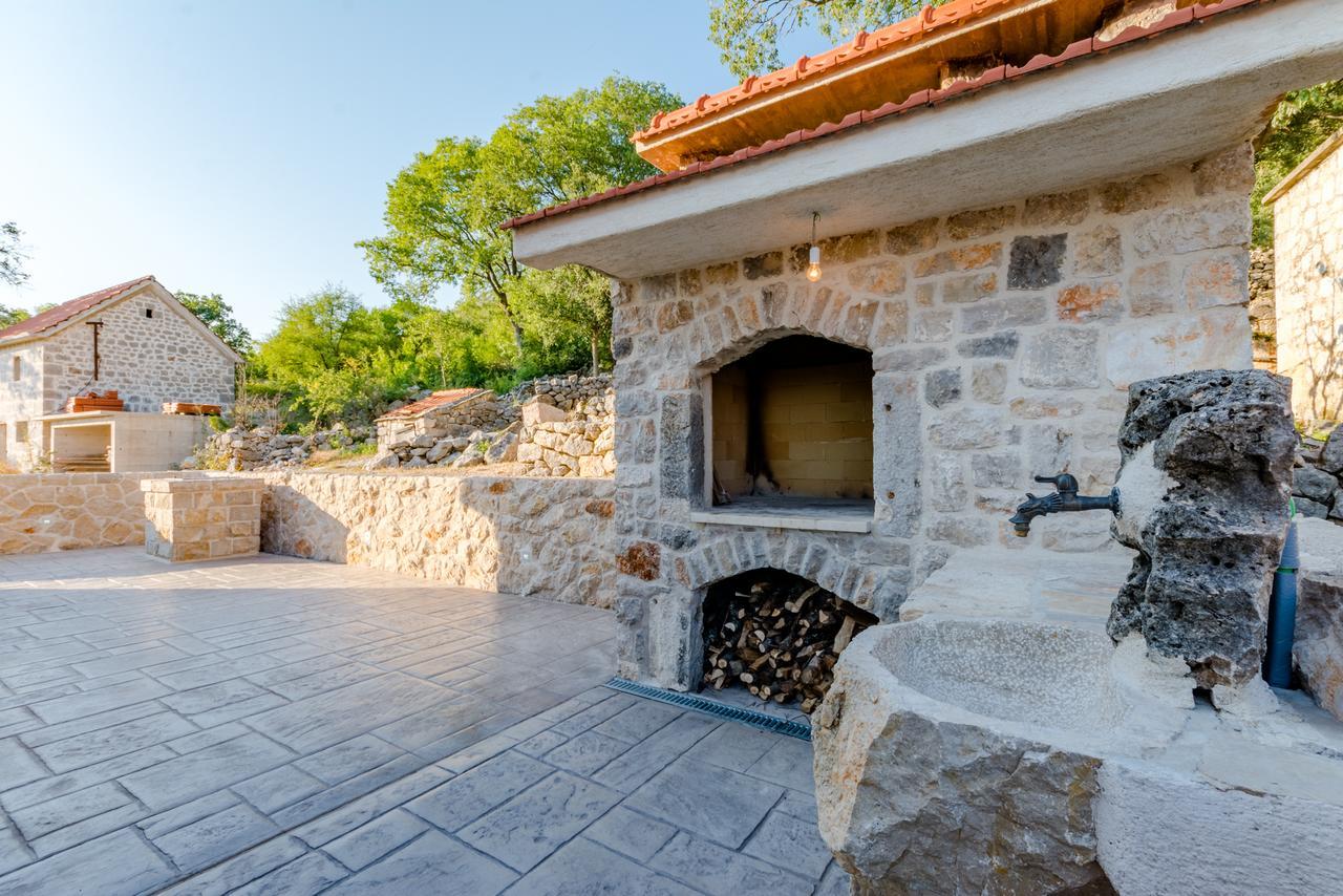 Holiday Home Rustic Kraljici エクステリア 写真