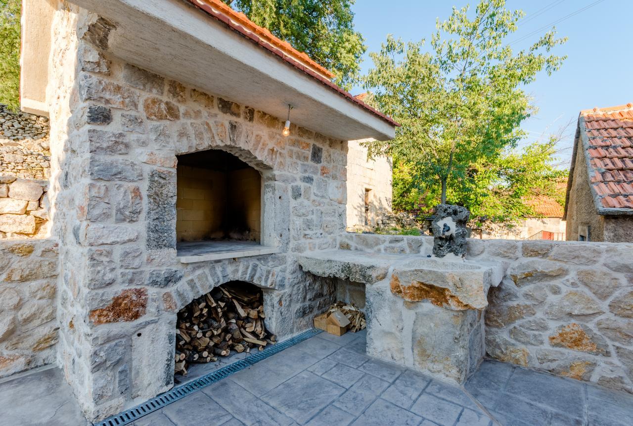 Holiday Home Rustic Kraljici エクステリア 写真
